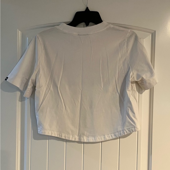 🔥SALE🔥Nike white crop top (M) - Picture 4 of 4